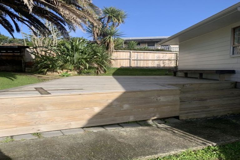 Photo of property in 13 Spinella Drive, Bayview, Auckland, 0629