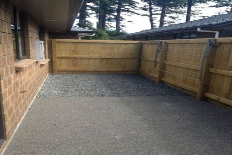 Photo of property in 4/102 Old Farm Road, Hamilton East, Hamilton, 3216