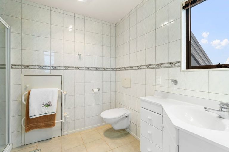 Photo of property in 62 Stanmore Bay Road, Stanmore Bay, Whangaparaoa, 0932