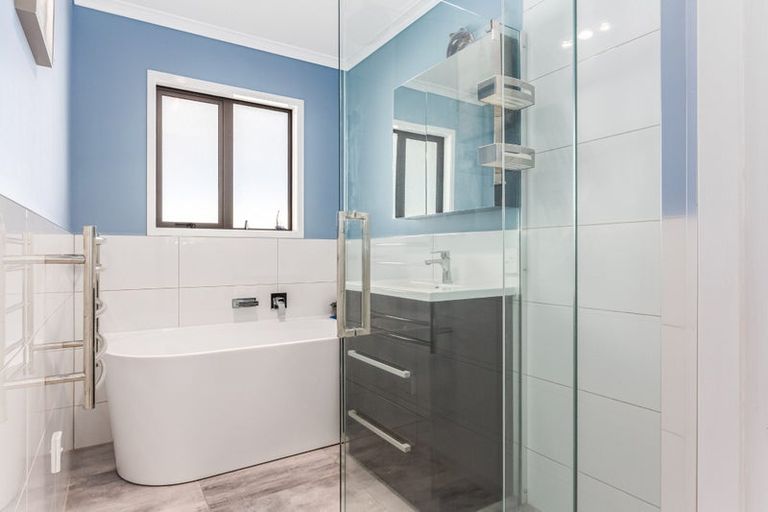 Photo of property in 21 Bonnie Glen Crescent, Ebdentown, Upper Hutt, 5018