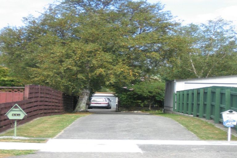 Photo of property in 44b Larchmont Grove, Totara Park, Upper Hutt, 5018