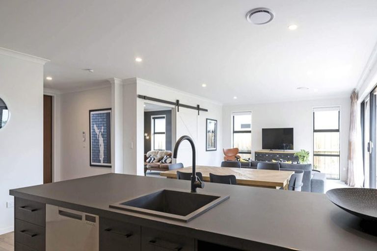 Photo of property in 9 Kittyhawk Road, Burleigh, 7201