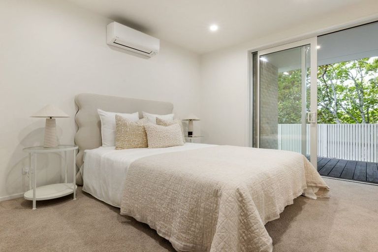 Photo of property in 1/2 Woodstock Road, Fairfield, Hamilton, 3214