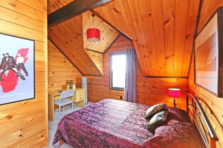 Photo of property in 15 Ritchie Place, Havelock North, 4130