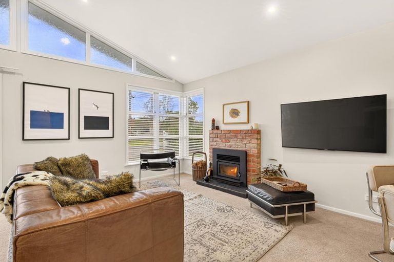 Photo of property in 12 Maude Street, Riverhead, 0820