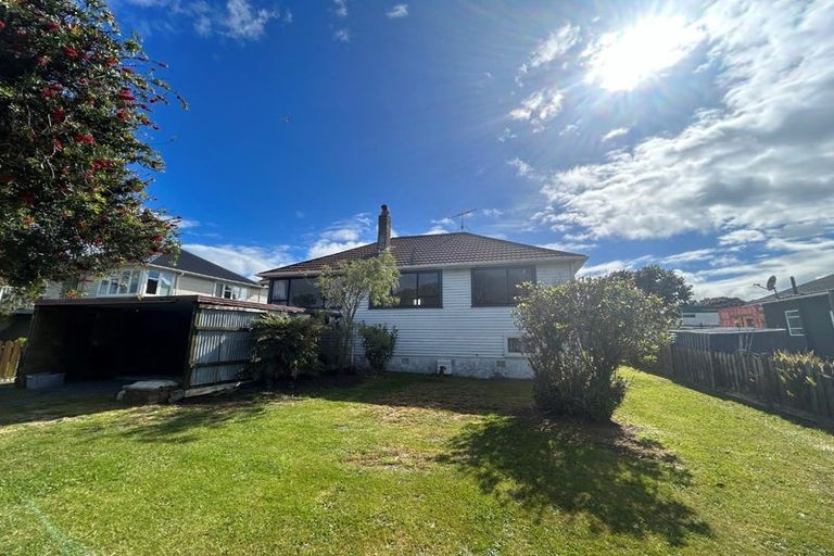 Photo of property in 45 Main Road, Titahi Bay, Porirua, 5022