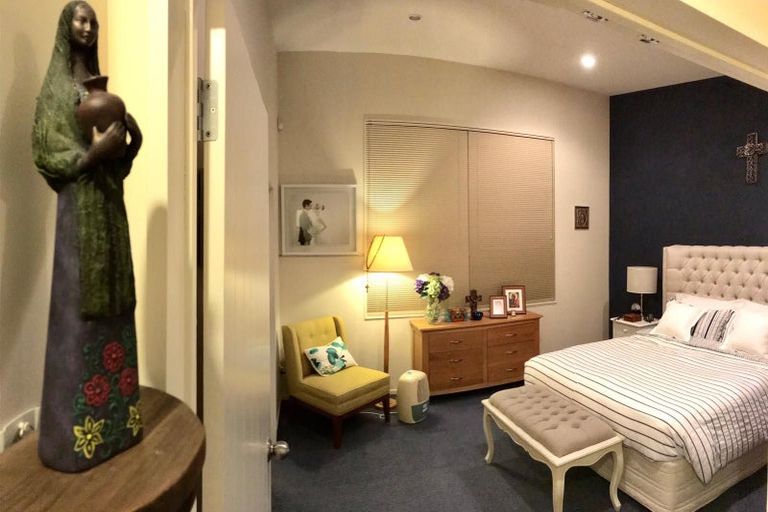 Photo of property in 7 Gillett Place, Botany Downs, Auckland, 2014