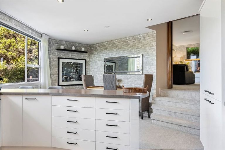 Photo of property in 11 Roseneath Place, Cashmere, Christchurch, 8022