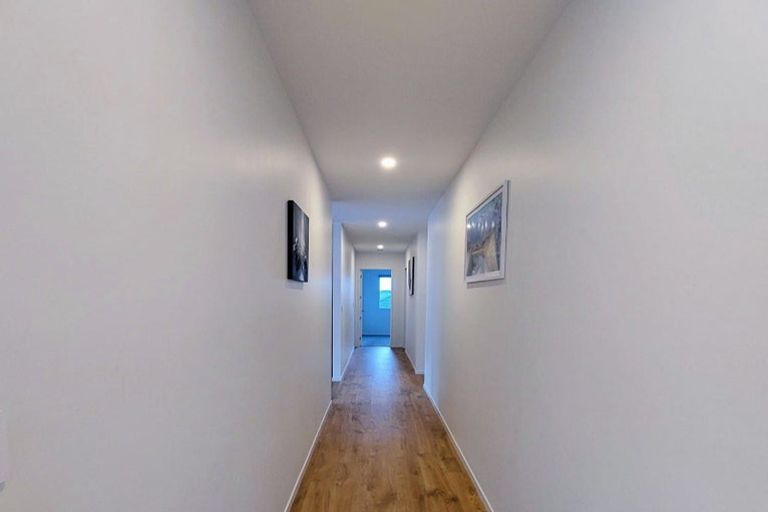 Photo of property in 66 Taikura Avenue, Red Beach, 0932