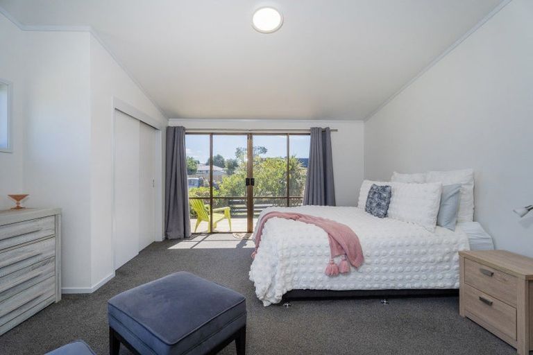 Photo of property in 104 Cook Drive, Whitianga, 3510