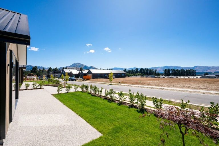 Photo of property in Northlake, 7a Bonspiel Road, Wanaka, 9305