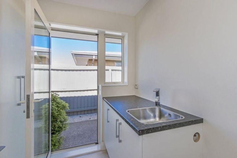 Photo of property in 17 Josephine Crescent, Aidanfield, Christchurch, 8025