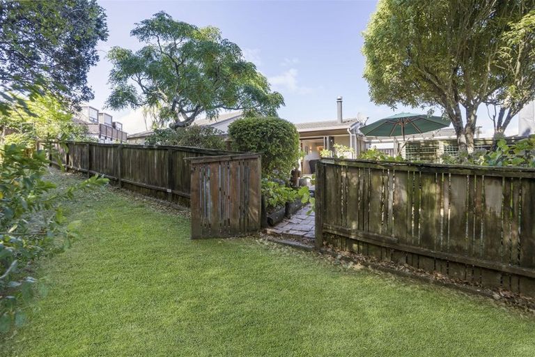 Photo of property in 18 Janome Place, Bucklands Beach, Auckland, 2014