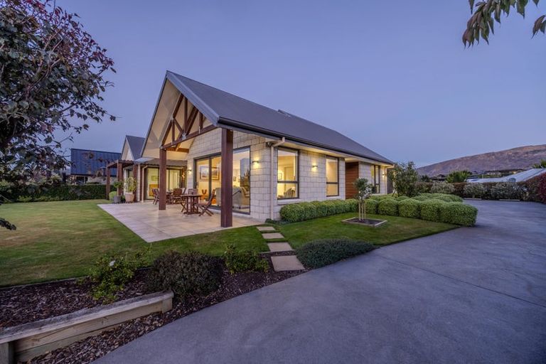 Photo of property in 14 Ruby Ridge, Wanaka, 9305