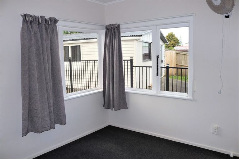 Photo of property in 2/57 Mahia Road, Manurewa, Auckland, 2102