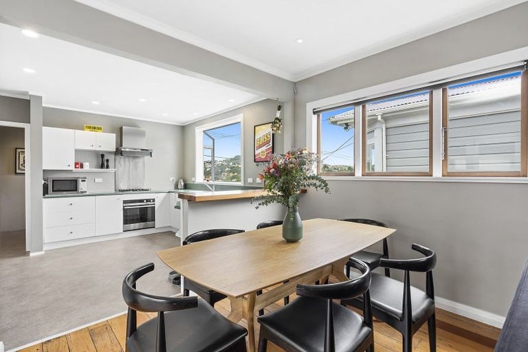 Photo of property in 36 Kaihuia Street, Northland, Wellington, 6012