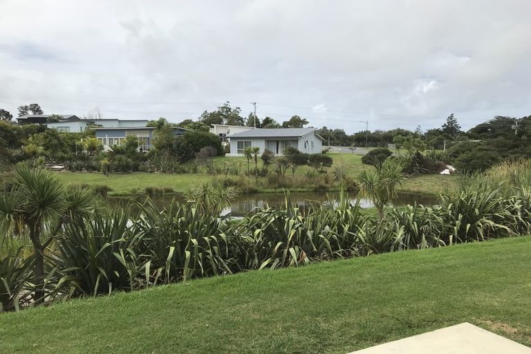 Photo of property in 8a Kahu Drive, Mangawhai, 0505