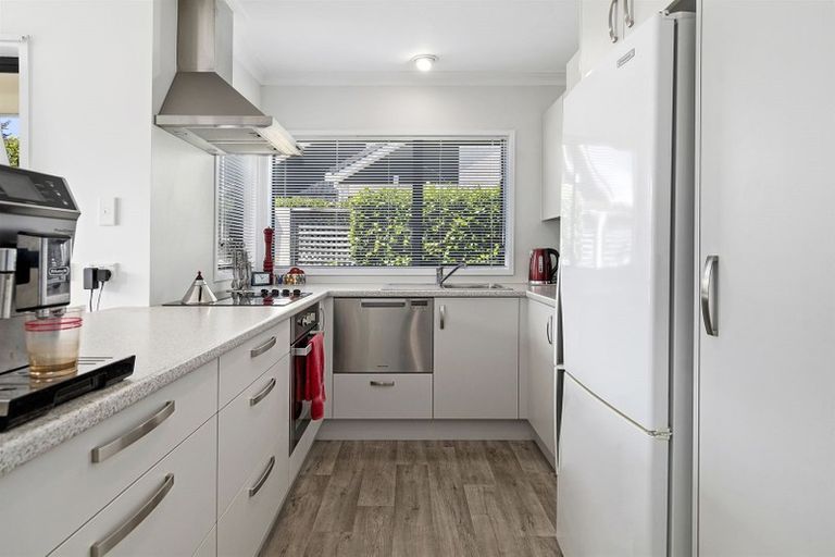 Photo of property in 1/20 Fifth Avenue, Tauranga, 3110