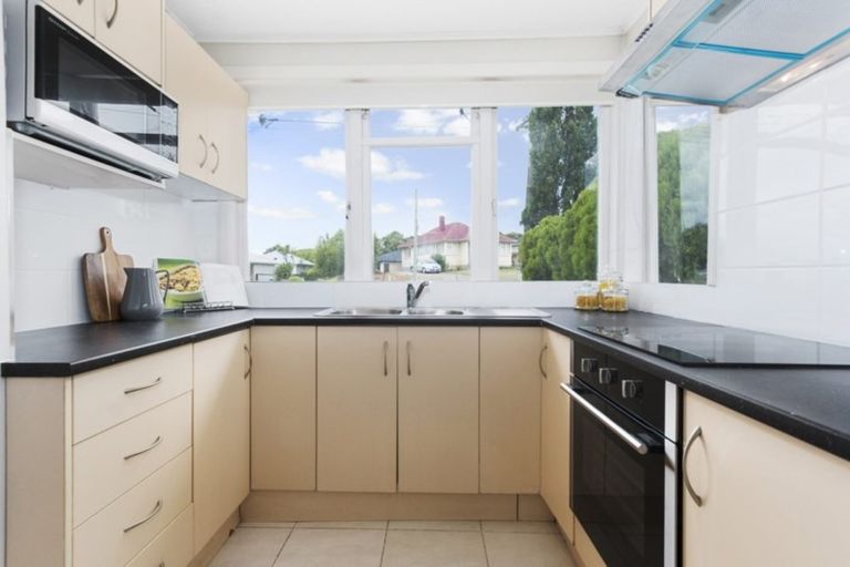 Photo of property in 75 Caspar Road, Papatoetoe, Auckland, 2025