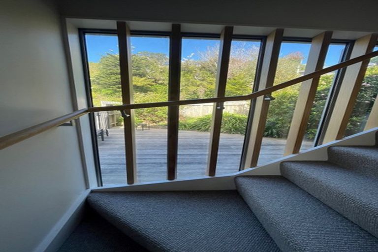 Photo of property in 1/38 Makara Road, Karori, Wellington, 6012