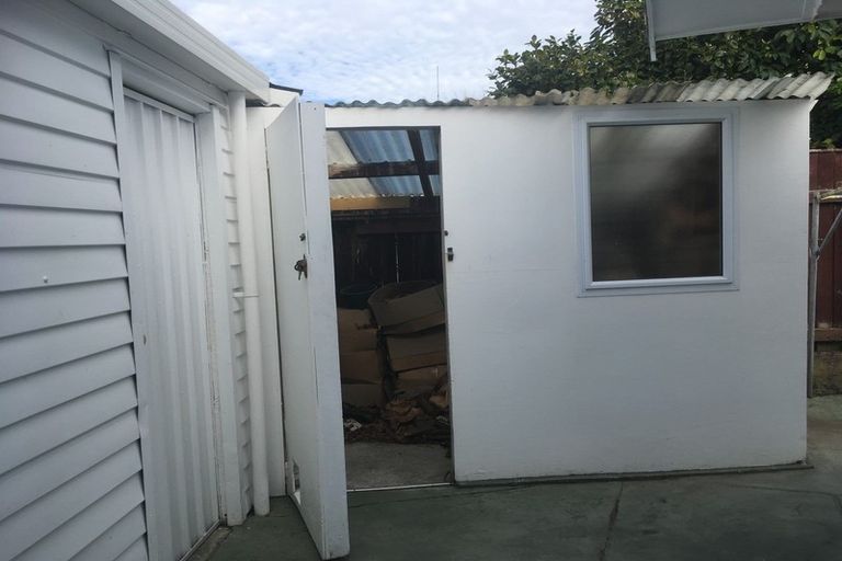 Photo of property in 3 Linmor Place, Terrace End, Palmerston North, 4410