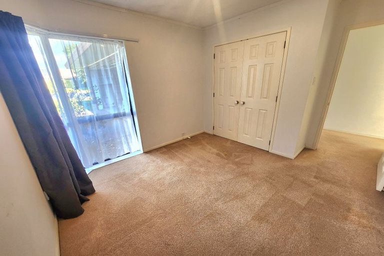 Photo of property in 35 Orangewood Drive, Northpark, Auckland, 2013