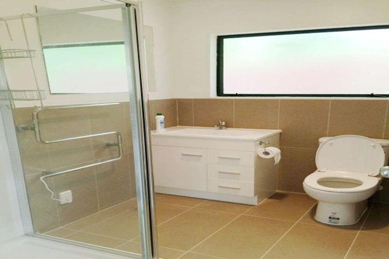 Photo of property in 26 Arosa Place, Forrest Hill, Auckland, 0620