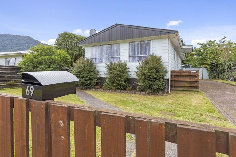 Photo of property in 69 Homedale Street, Pukehangi, Rotorua, 3015