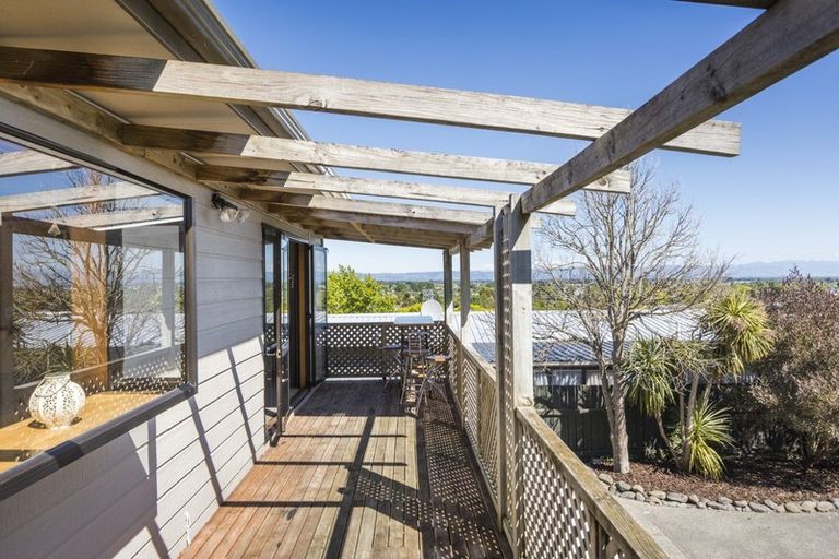 Photo of property in 23 Heatherlea Heights, Feilding, 4702