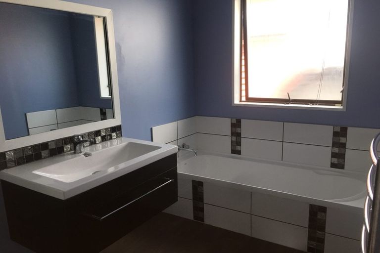 Photo of property in 2/644 Barbadoes Street, Edgeware, Christchurch, 8013