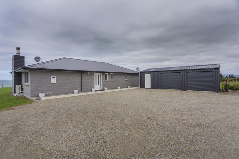 Photo of property in 53 Gardiners Road, Awamoa, Oamaru, 9495