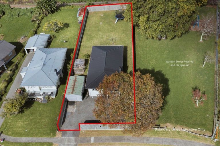 Photo of property in 9 Gordon Street, Te Puke, 3119