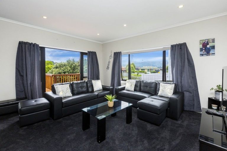 Photo of property in 131 Kirton Drive, Riverstone Terraces, Upper Hutt, 5018