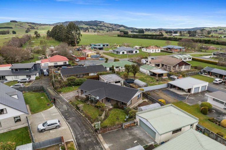 Photo of property in 1 Cherry Lane, Milton, 9220