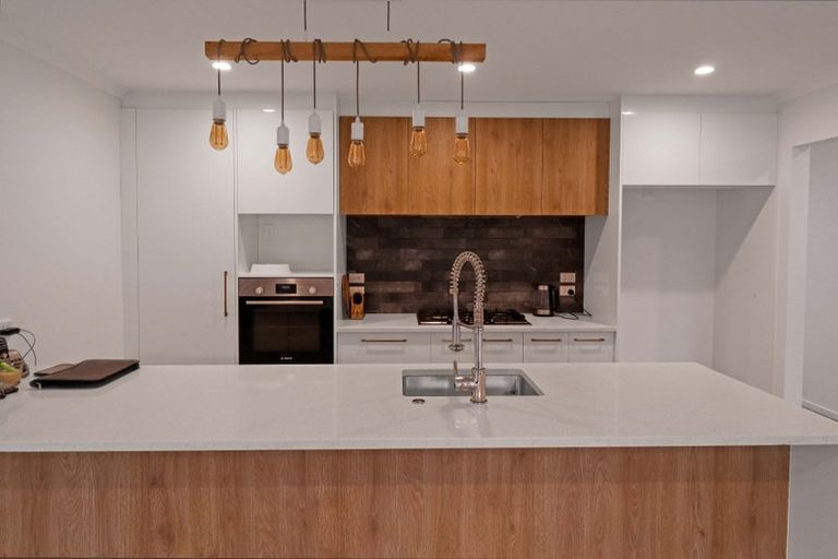 Photo of property in 6 Fenwick Crescent, Wallaceville, Upper Hutt, 5018