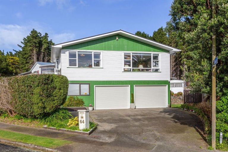 Photo of property in 64 Ernest Street, Ranui, Porirua, 5024