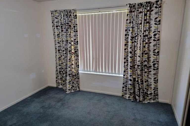 Photo of property in 12a Topham Lane, Hornby, Christchurch, 8042