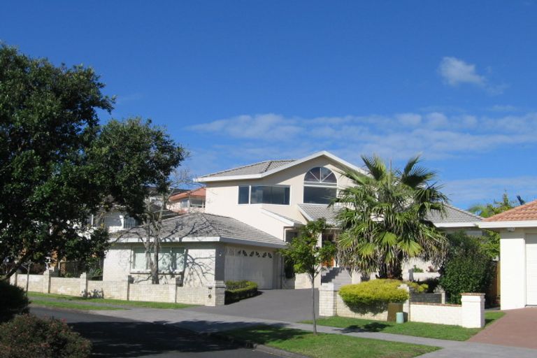 Photo of property in 21 Bronte Place, Somerville, Auckland, 2014