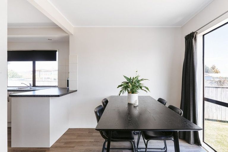 Photo of property in 74 College Road, Edgecumbe, 3120