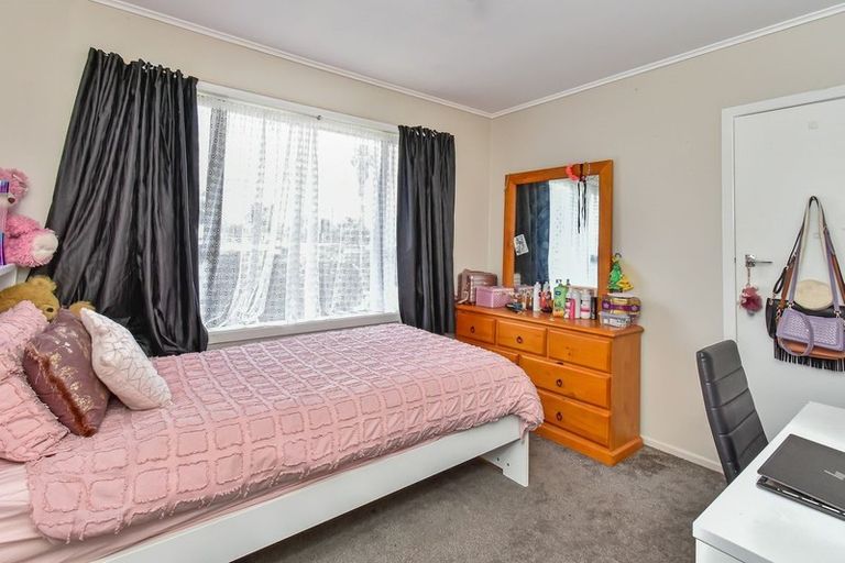 Photo of property in 48 Gray Avenue, Mangere East, Auckland, 2024