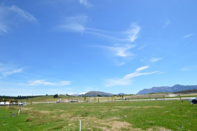 Photo of property in 50 Obelisk Street, Wanaka, 9305