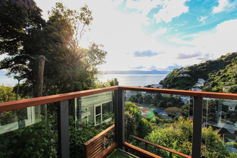 Photo of property in 6 Matai Terrace, Eastbourne, Lower Hutt, 5013