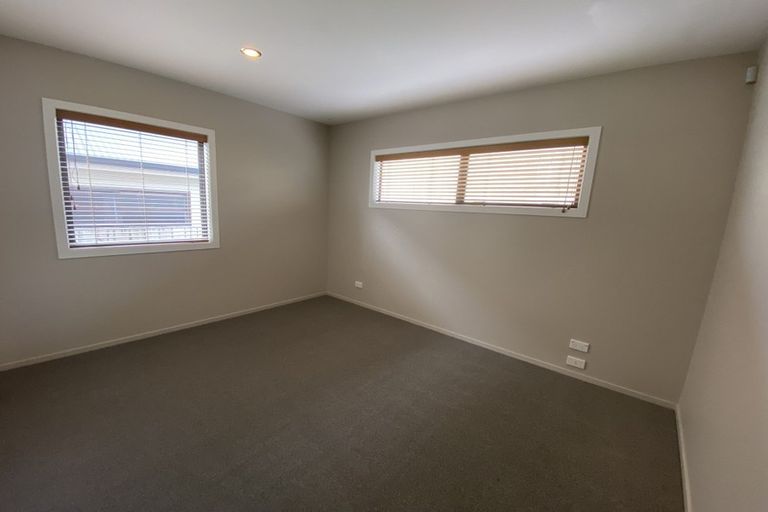 Photo of property in 82b Bay Street, Red Beach, 0932
