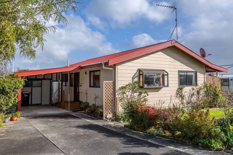 Photo of property in 203 Belvedere Road, Carterton, 5713