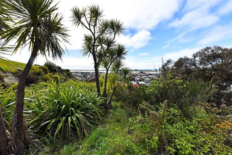 Photo of property in 11 Egnot Heights, Redcliffs, Christchurch, 8081