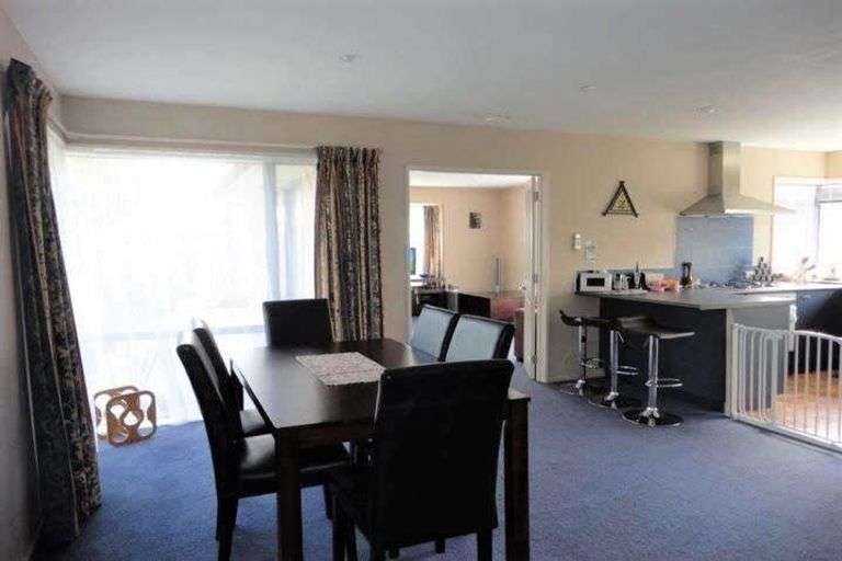 Photo of property in 33 Dufek Crescent, Wigram, Christchurch, 8042