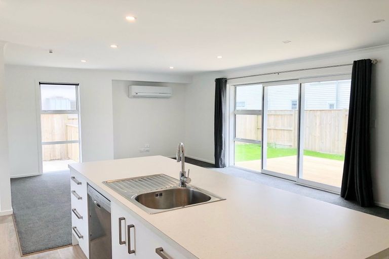 Photo of property in 19a Mckenzie Street, Levin, 5510