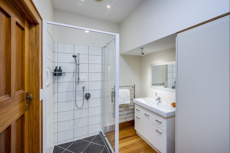 Photo of property in 8 George Street, Hospital Hill, Napier, 4110