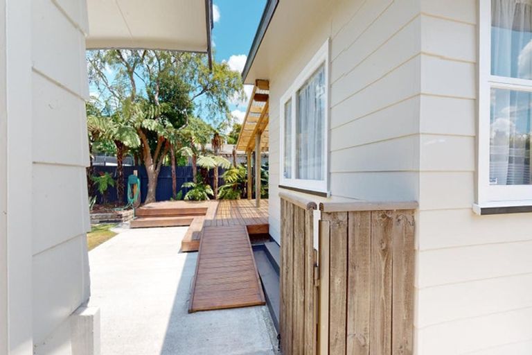 Photo of property in 82 Slacks Road, Awapuni, Palmerston North, 4412