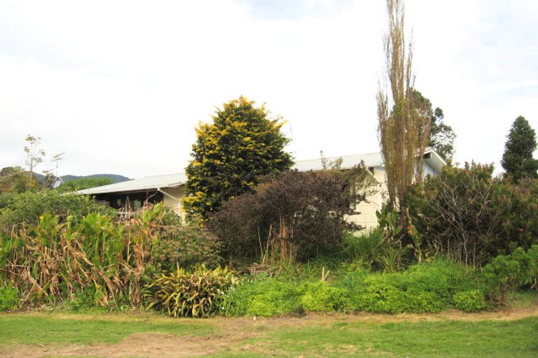 Photo of property in 256 Watt Street, Coromandel, 3506